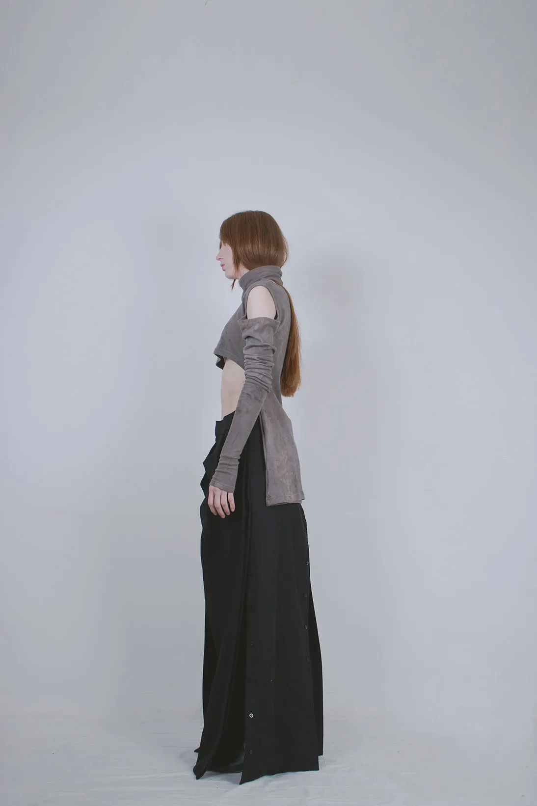 Copy of Naturally dyed circular-drape wool top