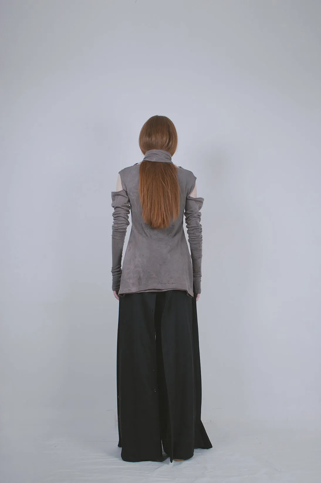 Copy of Naturally dyed circular-drape wool top
