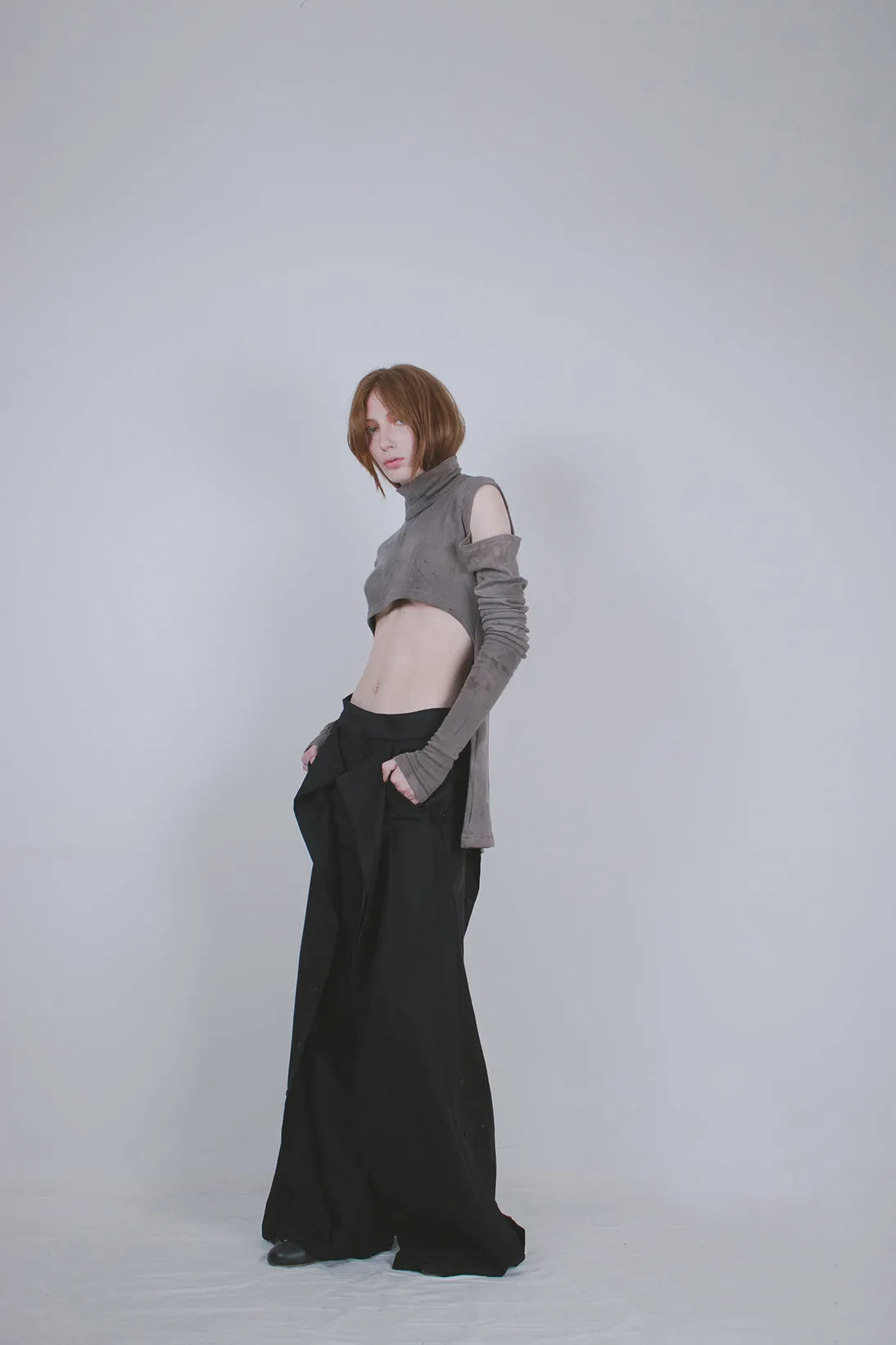 Copy of Naturally dyed circular-drape wool top