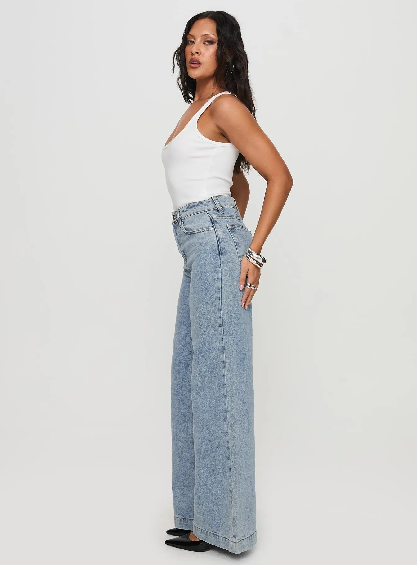 Goldie High Wide Jean Light Wash