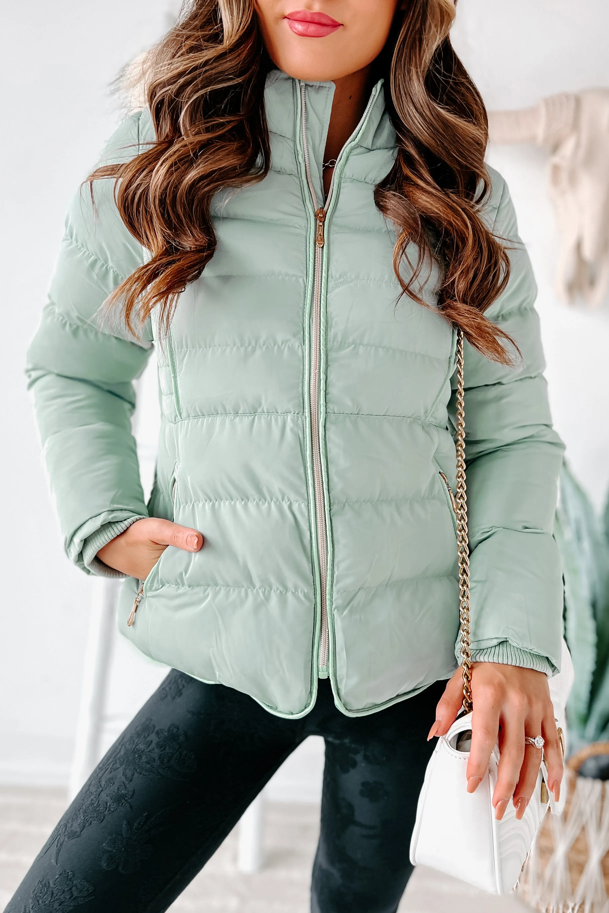 Mountain Pass Hooded Puffer Jacket (Mint)