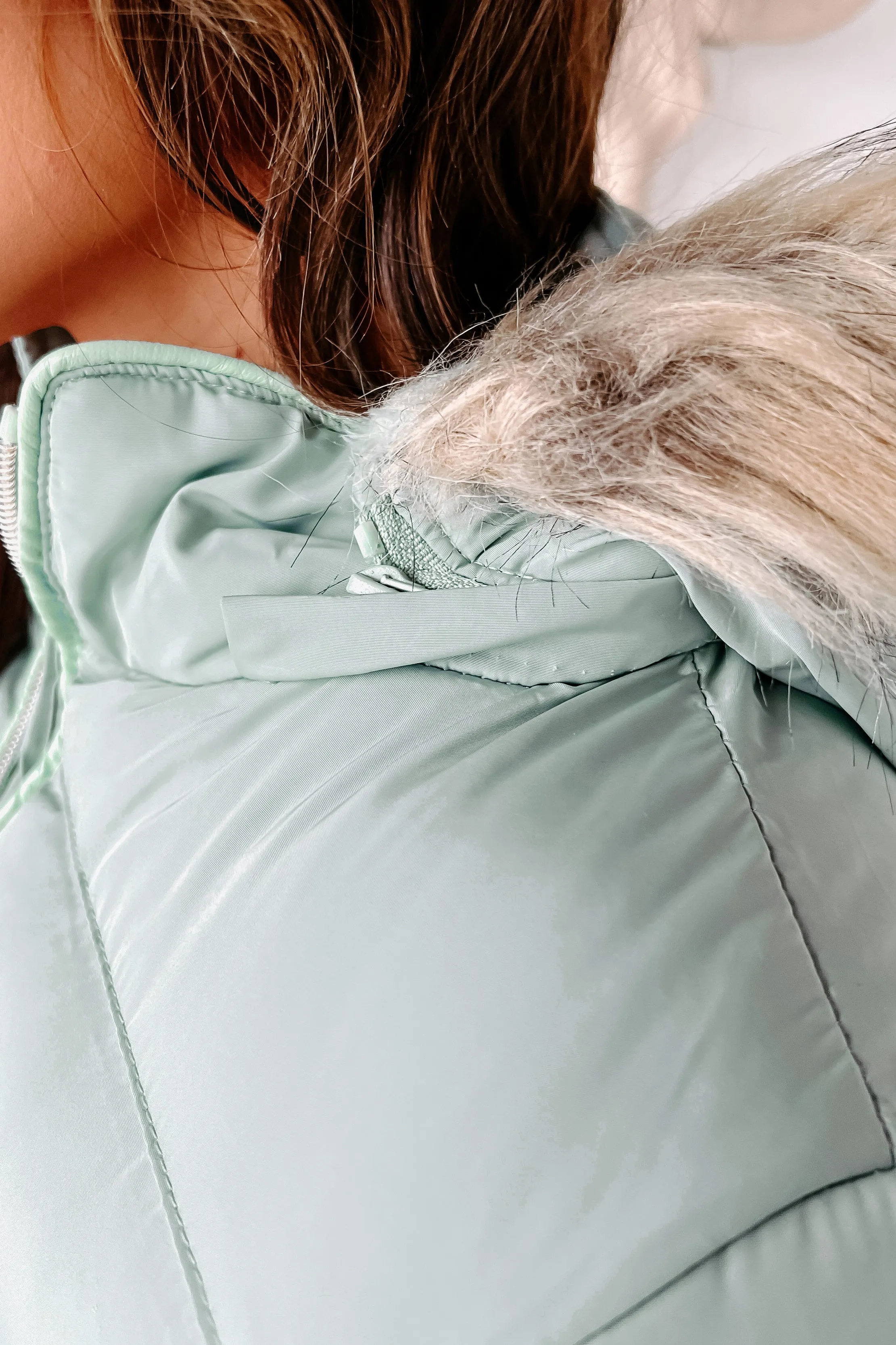 Mountain Pass Hooded Puffer Jacket (Mint)