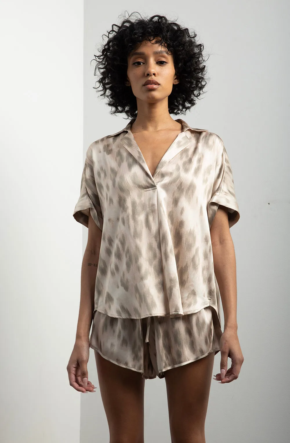 Short Sleeve Blouse   Nude Kitty